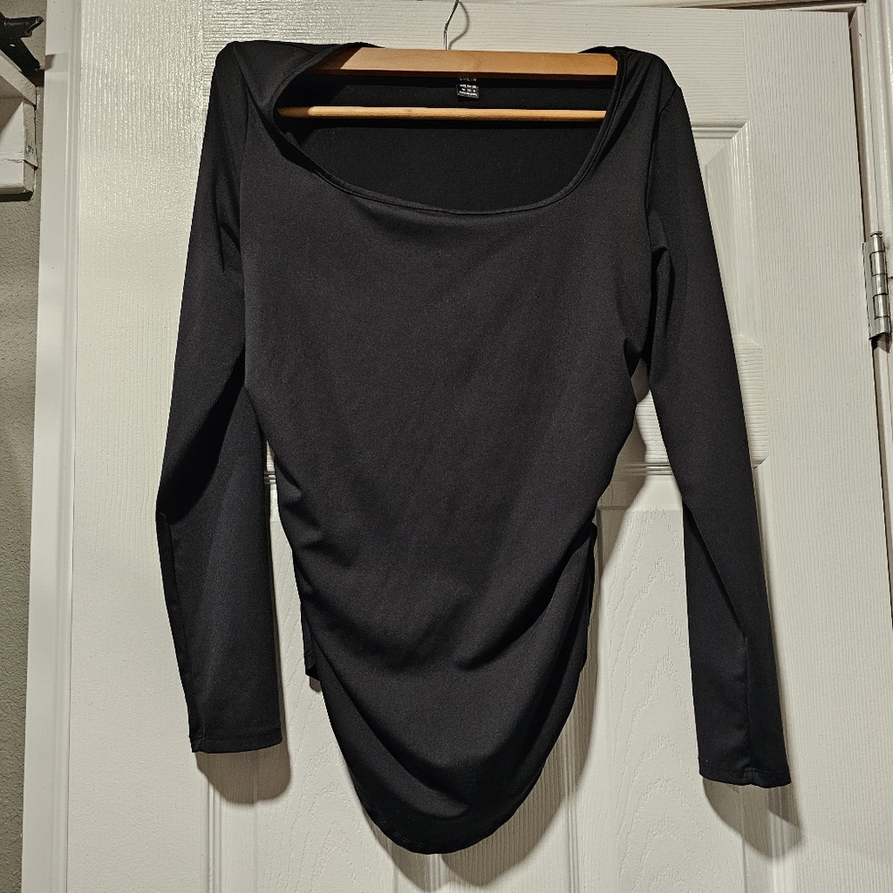 SHEIN Black Fitted Ruched Long Sleeve Bodysuit